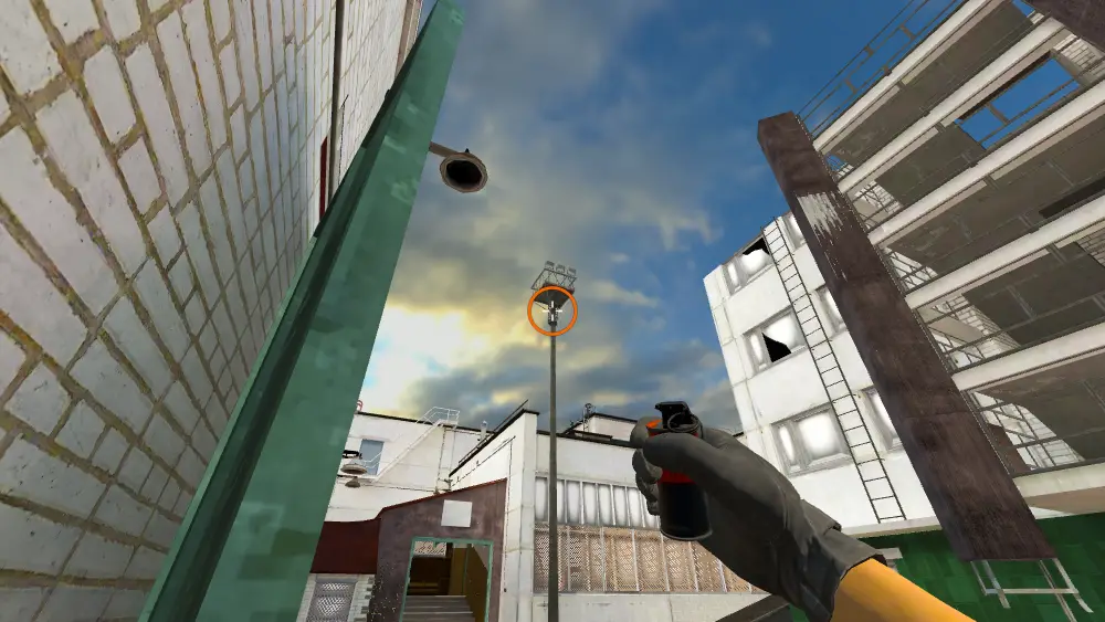 Standing on the Outside Garage spot on Cache, the aim mark on the point this smoke is thrown at.