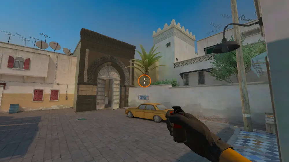 Standing on the Outside Long spot on Dust2, the aim mark on the point this flash is thrown at.