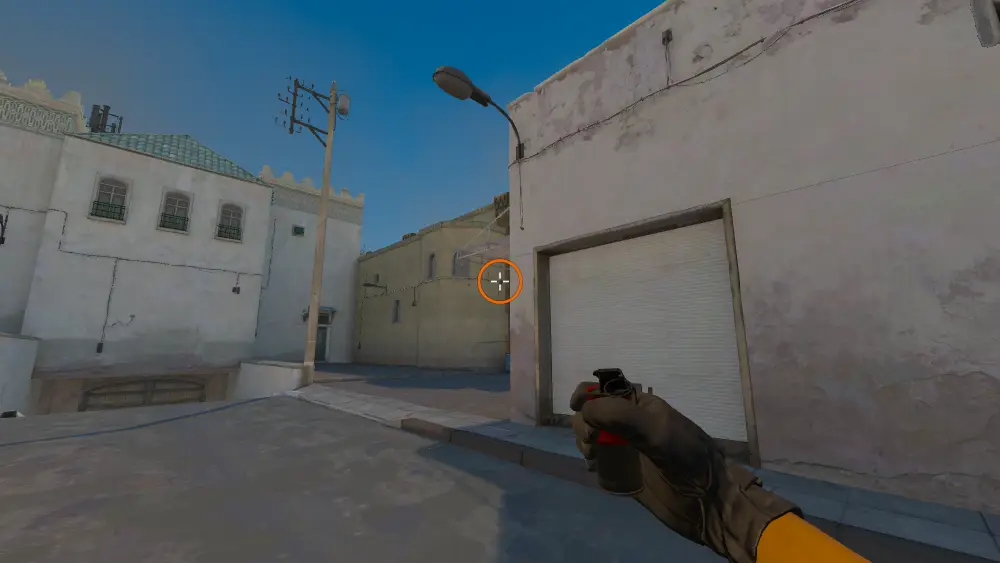 Standing on the Long Corner spot on Dust2, the aim mark on the point this molotov is thrown at.