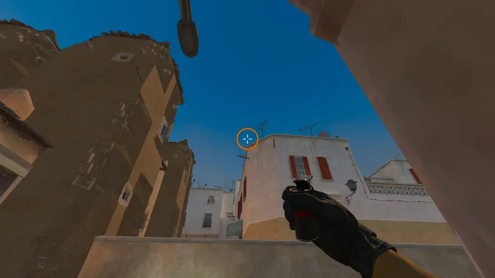 Standing on the Lower Tunnels spot on Dust2, the aim mark on the point this flash is thrown at.