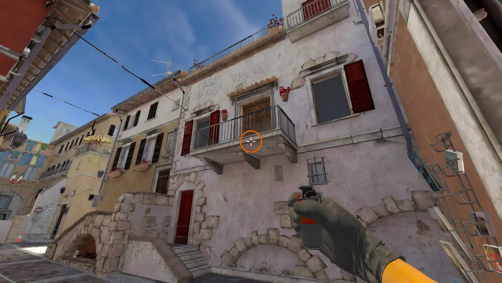 Standing on the Alt Mid spot on Inferno, the aim mark on the point this molotov is thrown at.