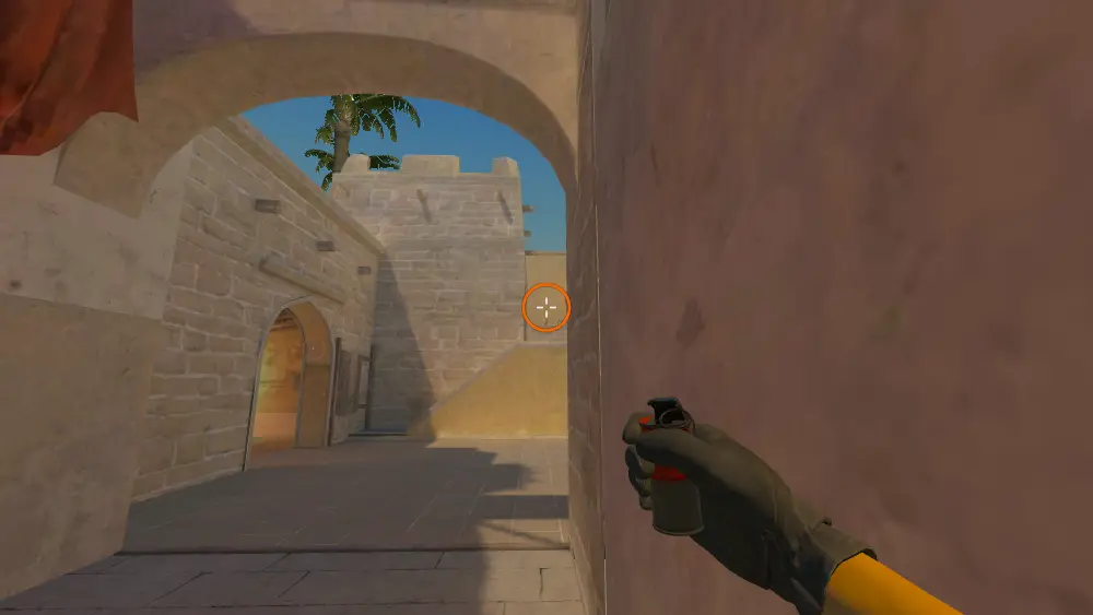 Standing on the Jungle spot on Mirage, the aim mark on the point this flash is thrown at.