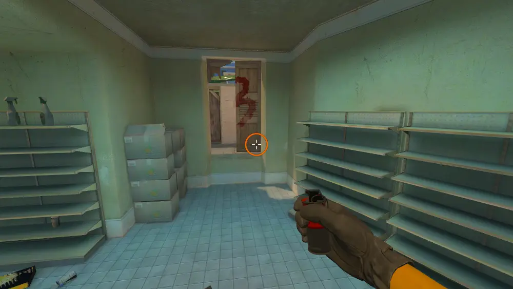 Standing on the Market spot on Mirage, the aim mark on the point this smoke is thrown at.