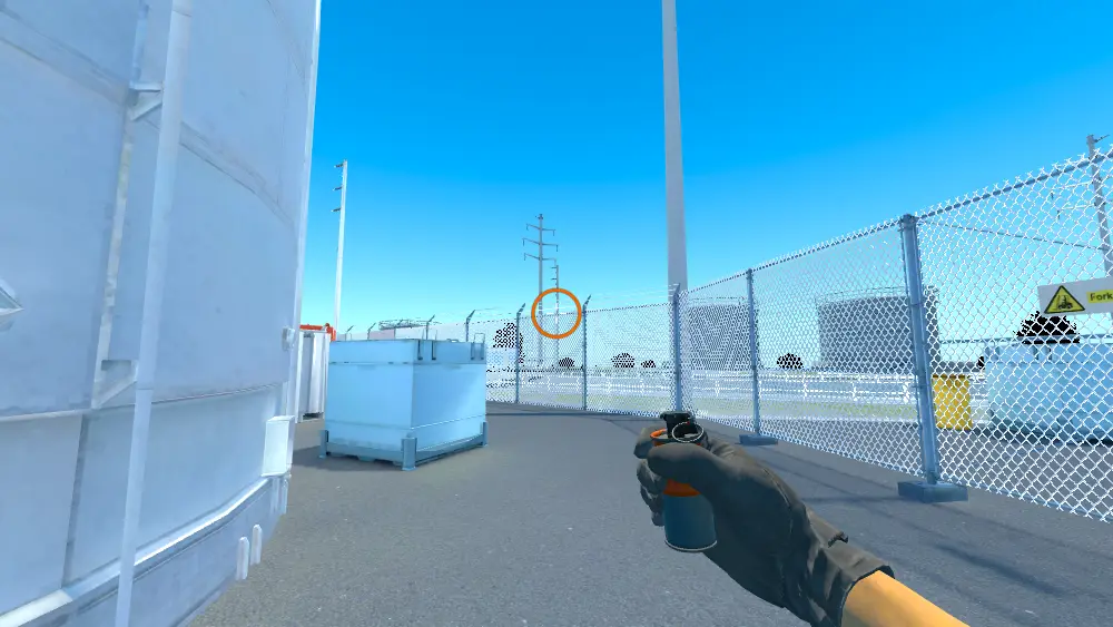 Standing on the Under Silo spot on Nuke, the aim mark on the point this flash is thrown at.