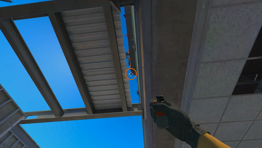 Standing on the Mid Iron spot on Vertigo, the aim mark on the point this smoke is thrown at.